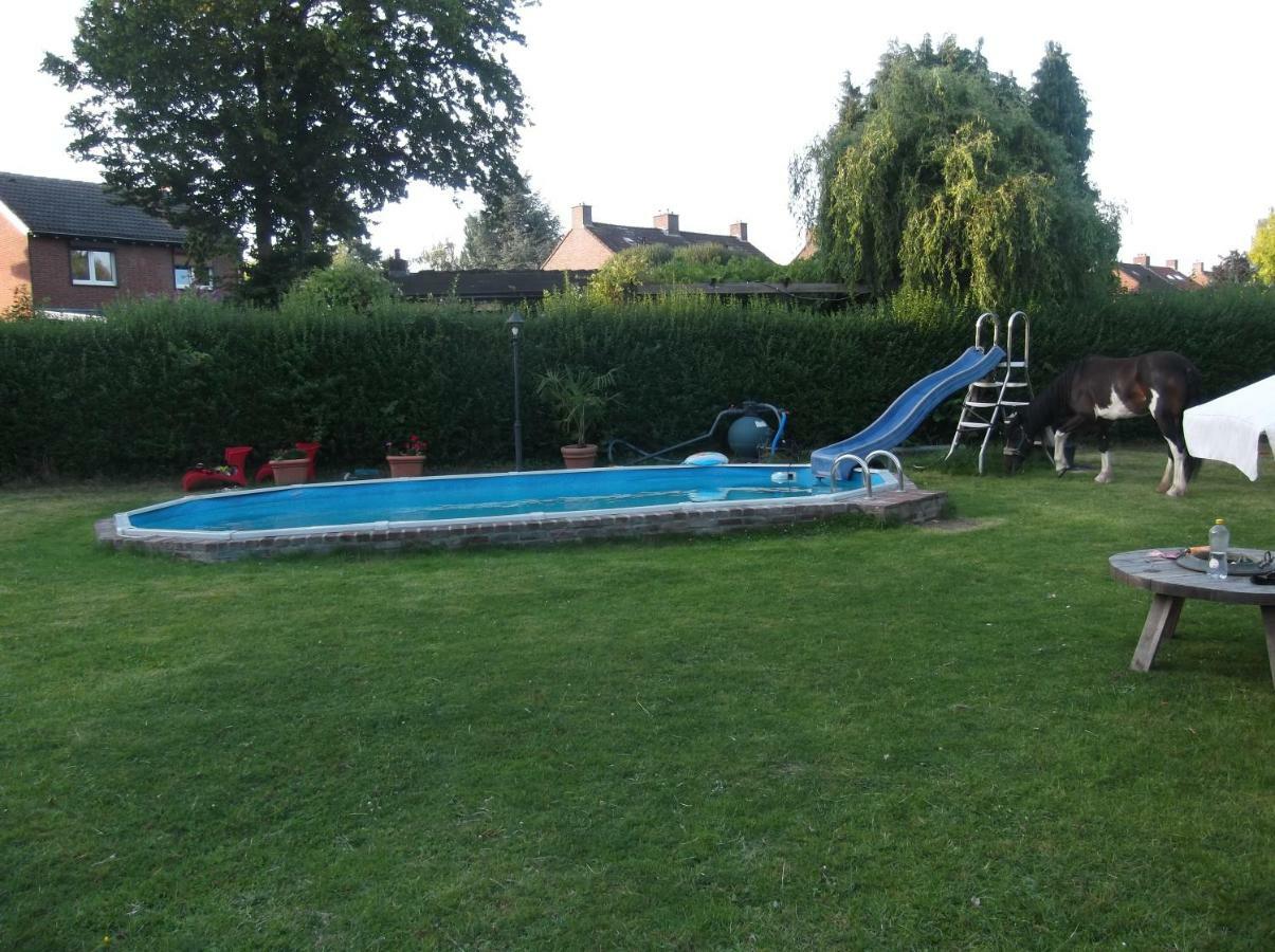 Leuk Vakantiehuisje 6P Brunssum Bagian luar foto